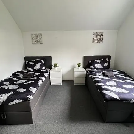 Ferienzimmer/monteurzimmer In Palenberg, Deutschland 홈스테이
